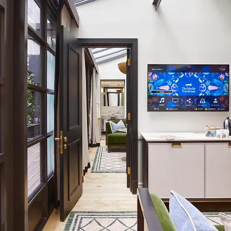 Otel The Mayfair Townhouse - An Iconic Luxury 5*