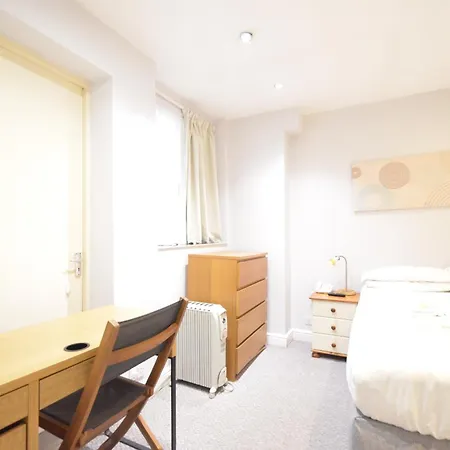 Amber Hotel-suites London