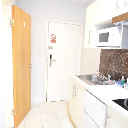 Amber Hotel-suites London