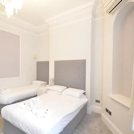 Amber Hotel-suites