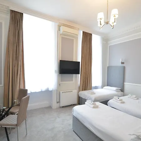 Amber Hotel-suites Hotel