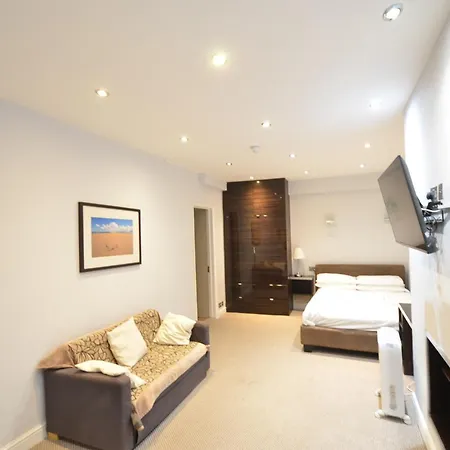Amber Hotel-suites 3* London