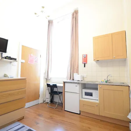 Amber Hotel-suites 3* London