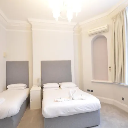 Amber Hotel-suites Hotel London