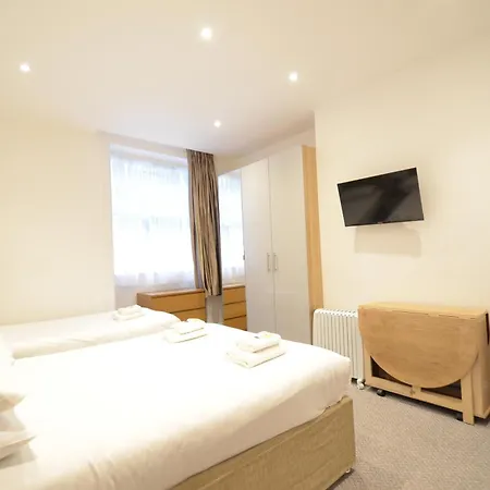 Amber Hotel-suites