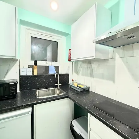 The Little Apartment *