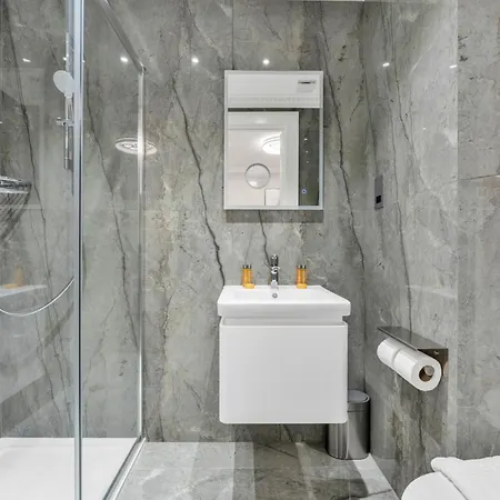 Cleveland Residences Bloomsbury * London