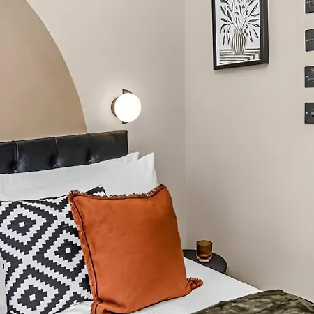 Glam Compact With Chic Kitchenette *