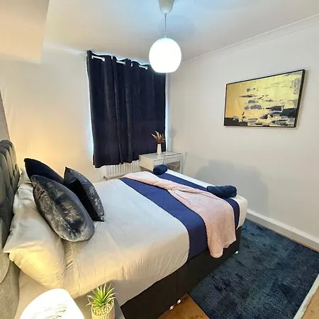 Marble Arch Beautiful Family Apartment London