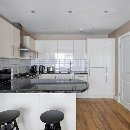 Blueground Notting Hill Garden Nr Dining Park Lon-414 Apartment London