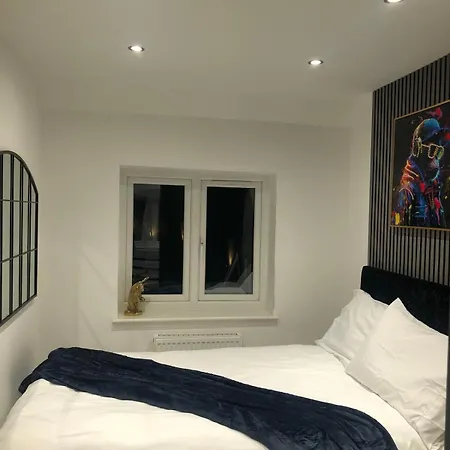 Holiday home Luxury 4 Bed Retreat With Hot Tub