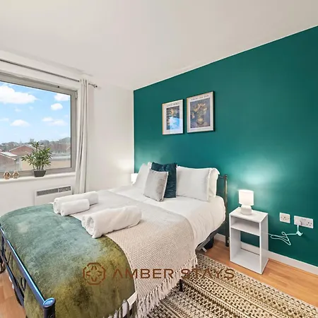 Apartment Modern 2 Bed In Greenwich, Perfect For Business & Contractors With Free Parking London