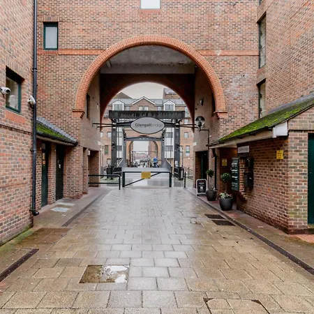 Apartment Blueground Canary Wharf Nr Offices Food Bars Lon-484 *