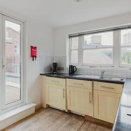 Blueground Farringdon Washer Ac Furnished Lon-575