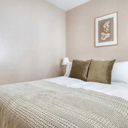 Blueground Notting Hill Garden Nr Dining Park Lon-414 Apartment London