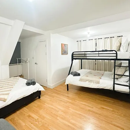 Homestay Wembley Stadium Rooms, 12mins