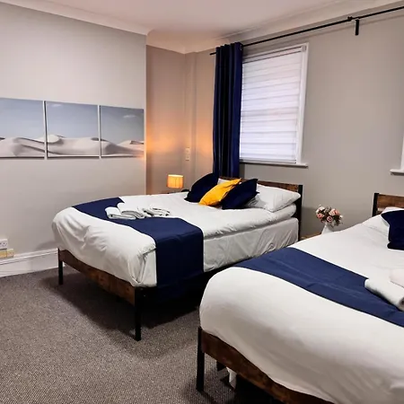 Luxury And Stylish Ensuits Guest house *