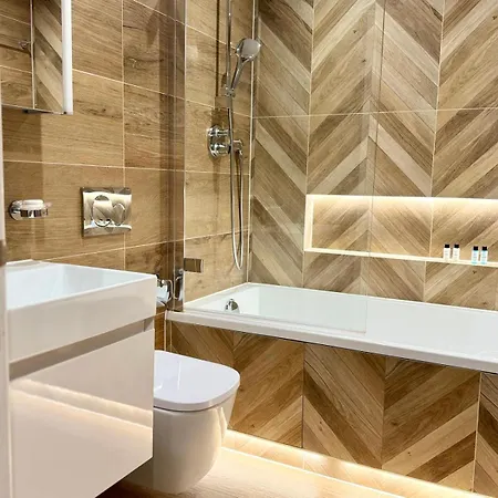 Coach House Apartment London