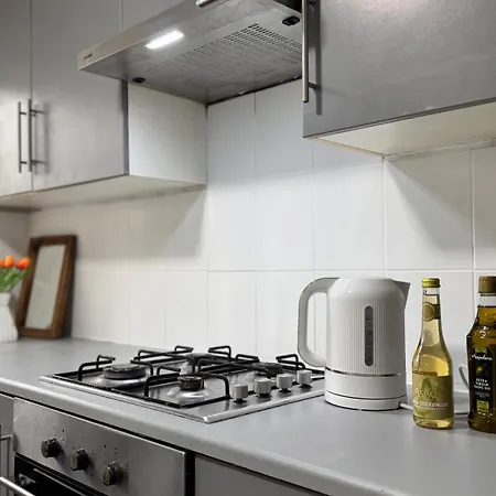 Luxury And Stylish Ensuits Guest house *