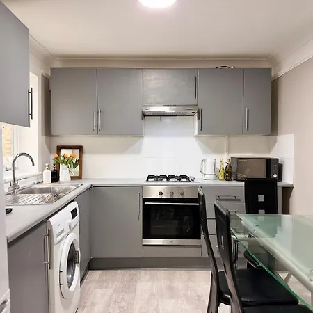 Luxury And Stylish Ensuits Guest house *