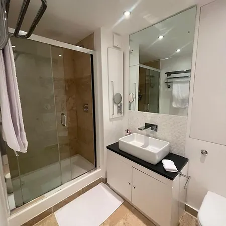 Apartment 3 Bedroom In Chelsea