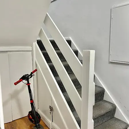Homestay Comfy Ensuite In Colindale *