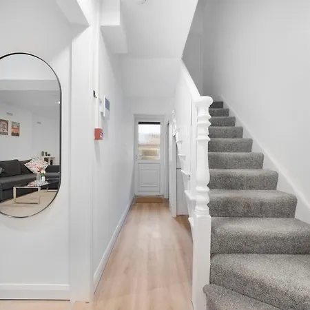 Flat In Dalston, *