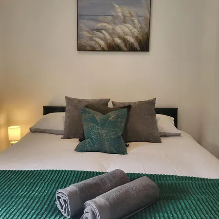 Parkgate Charming Holiday home Chelsfield