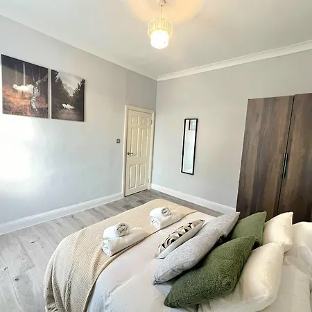 Comfortable 1-bedroom In The Heart Of Apartment London