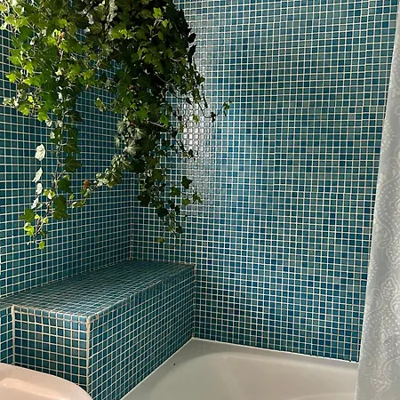Guest house Creative Oasis In The Heart Of