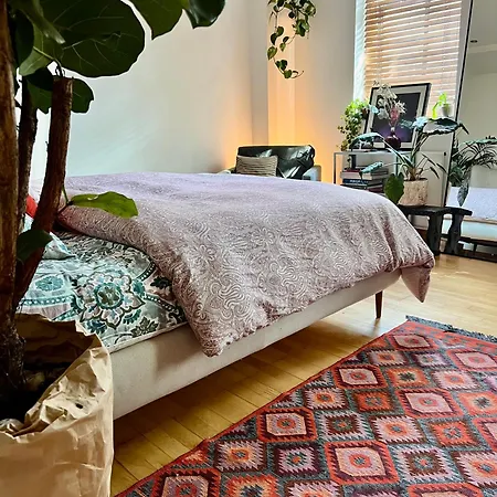 Guest house Creative Oasis In The Heart Of