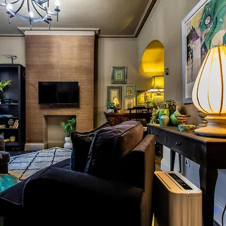 In Style At Olive 77 Book Your Trip Now * Hanwell