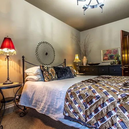 Apartment In Style At Olive 77 Book Your Trip Now