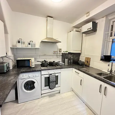 Apartment Flat In Aldgate East,
