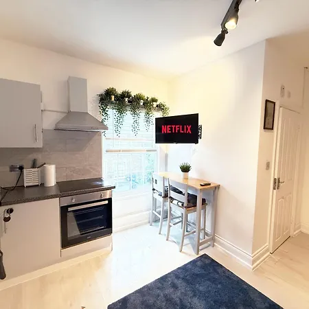Abodess Near Wembley - 2bdr With Free Parking *