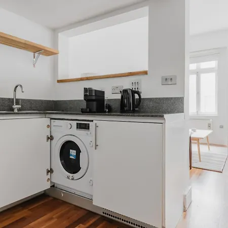 Apartment Blueground Bayswater Nr Parks Culture Hub Lon-618 London