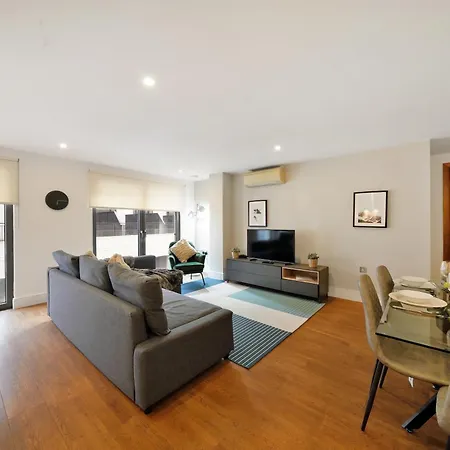 Modern In Bayswater Free Wifi & Aircon By Aparts