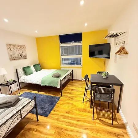 Kensington Guest 98 *
