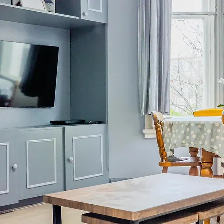 Apartment Couple's Getaway 1bdr Near Holland Park London