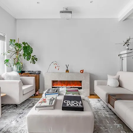 4 Bedroom House With Gym - Behind V&a Museum Holiday home