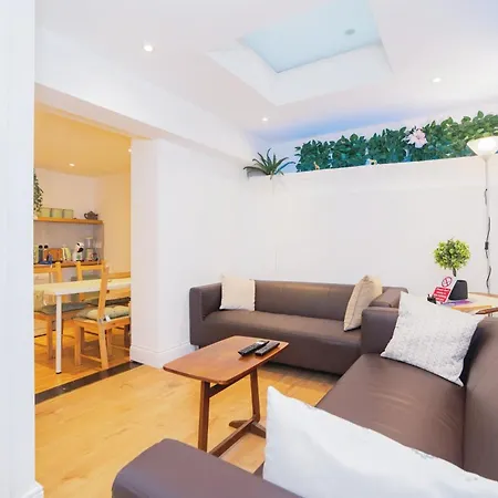 Apartment Charming 2 Bedrooms Flat For 6 In King's Cross *