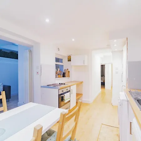 Apartment Charming 2 Bedrooms Flat For 6 In King's Cross *