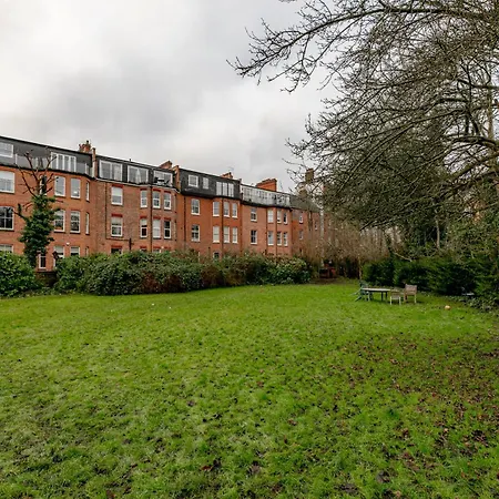 Apartment Fairhazel Gardens London