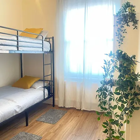Nunhead 5mins Walk To Metro * London