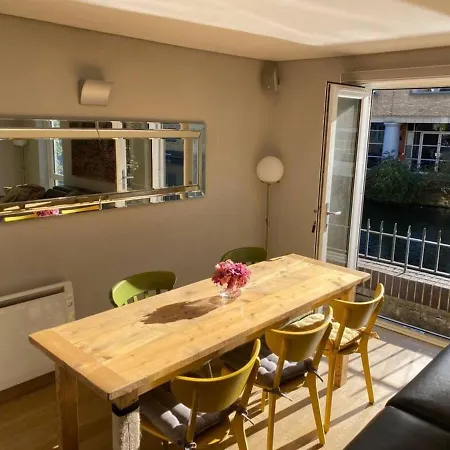 Modern Flat On Regent's Canal Apartment London