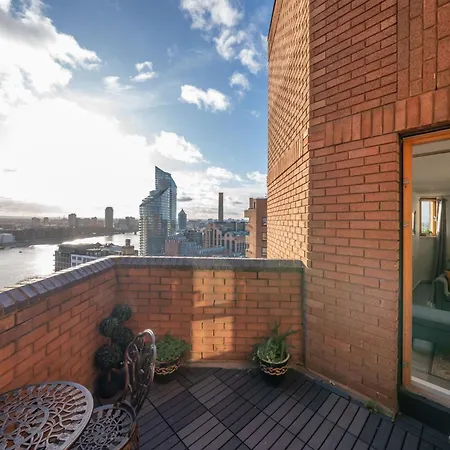 3 Bed Luxury In Chelsea, 2 King Size Bed, 1 Double Bed, Ideal For Families Apartment *