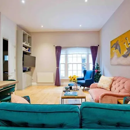 3 Bed Baker St -marylebone Townhouse *