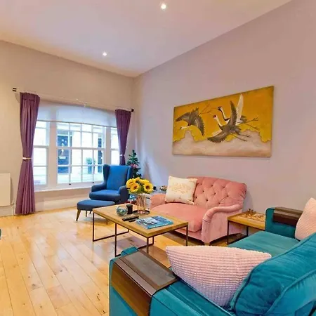 3 Bed Baker St -marylebone Townhouse Holiday home London
