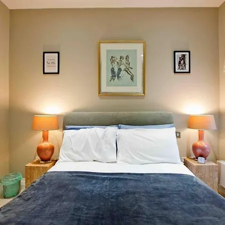 3 Bed Baker St -marylebone Townhouse Holiday home *