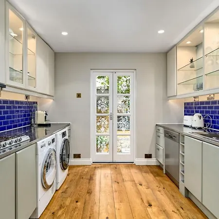 Garden House In Chelsea * London